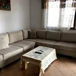 Vila He-Ar