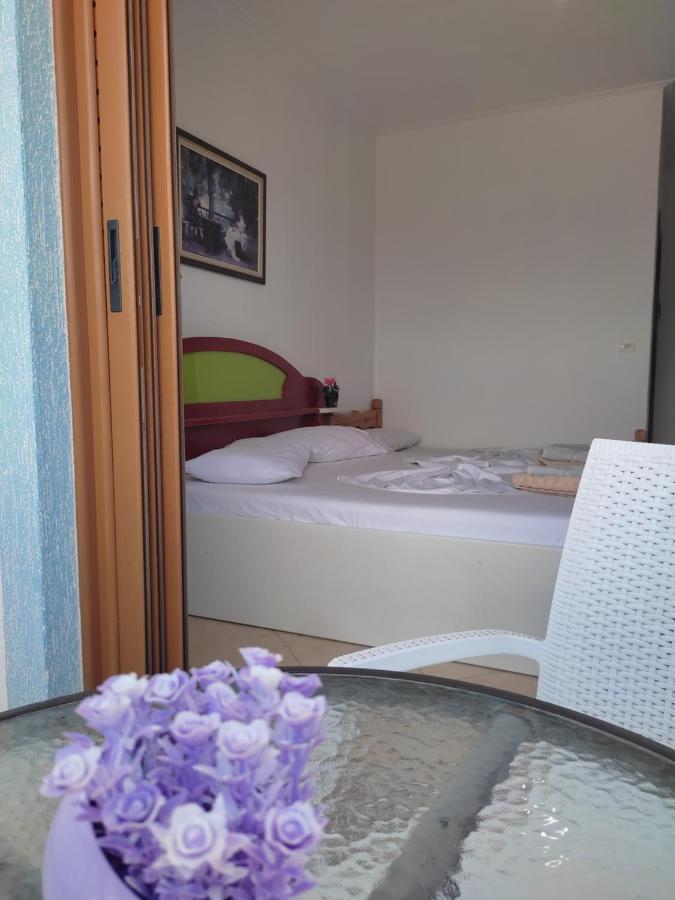 Vila He-ar Apartament